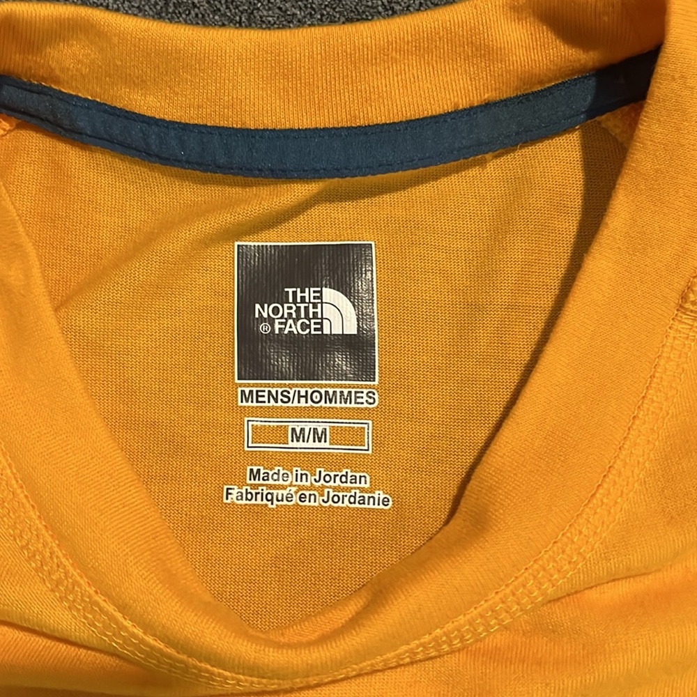 North Face tee. - Picture 3 of 3